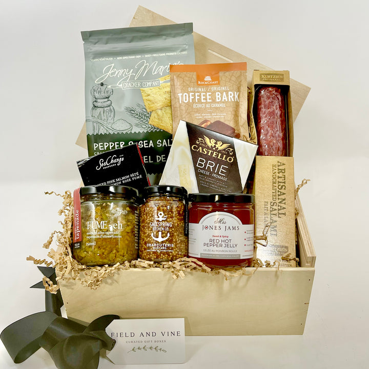 The Canadian Charcuterie  Gift Box